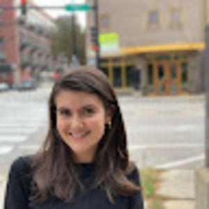 Meet your Posher, Elise